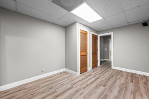 Photo 38