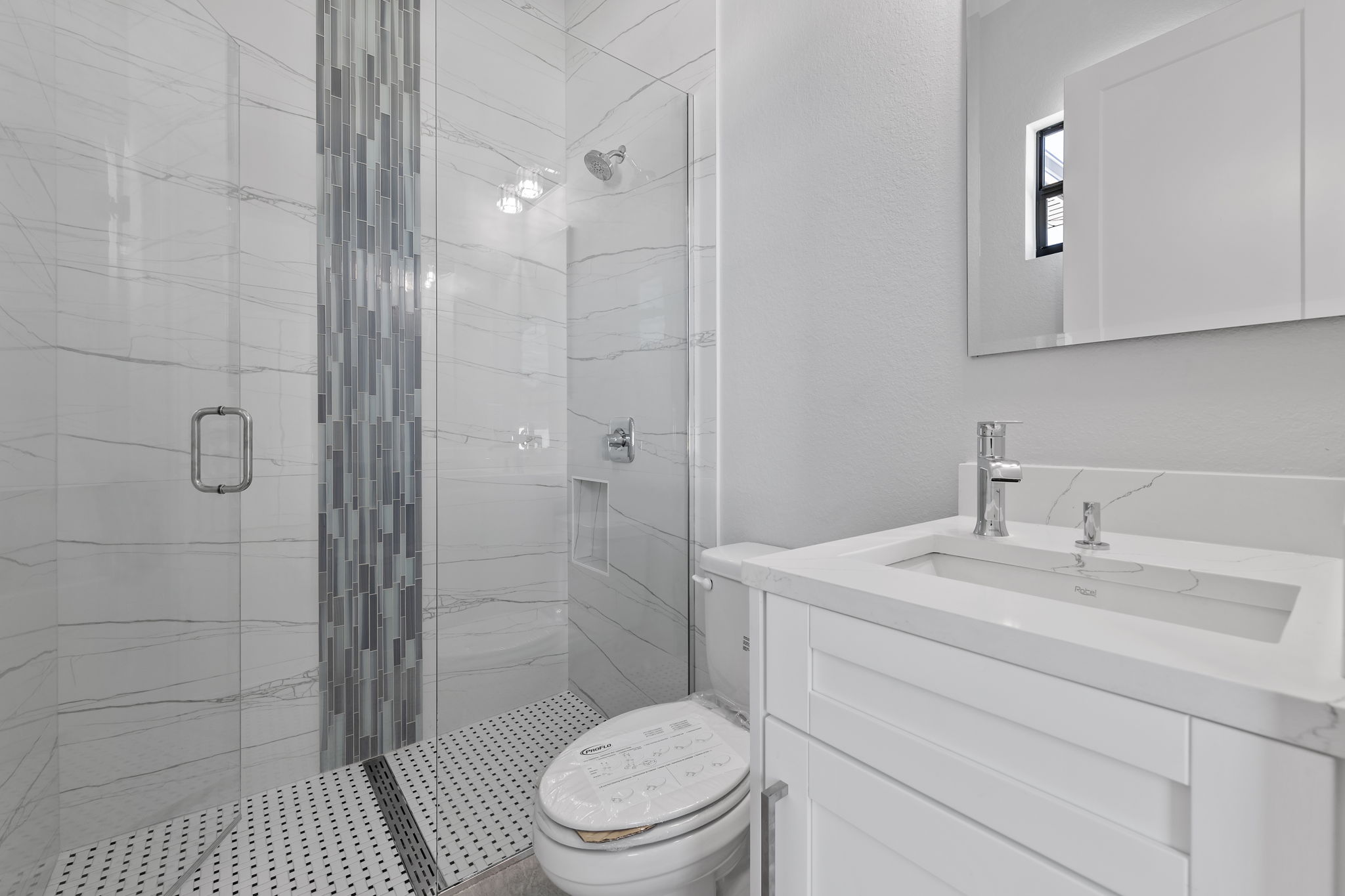 Guest Bathroom 2