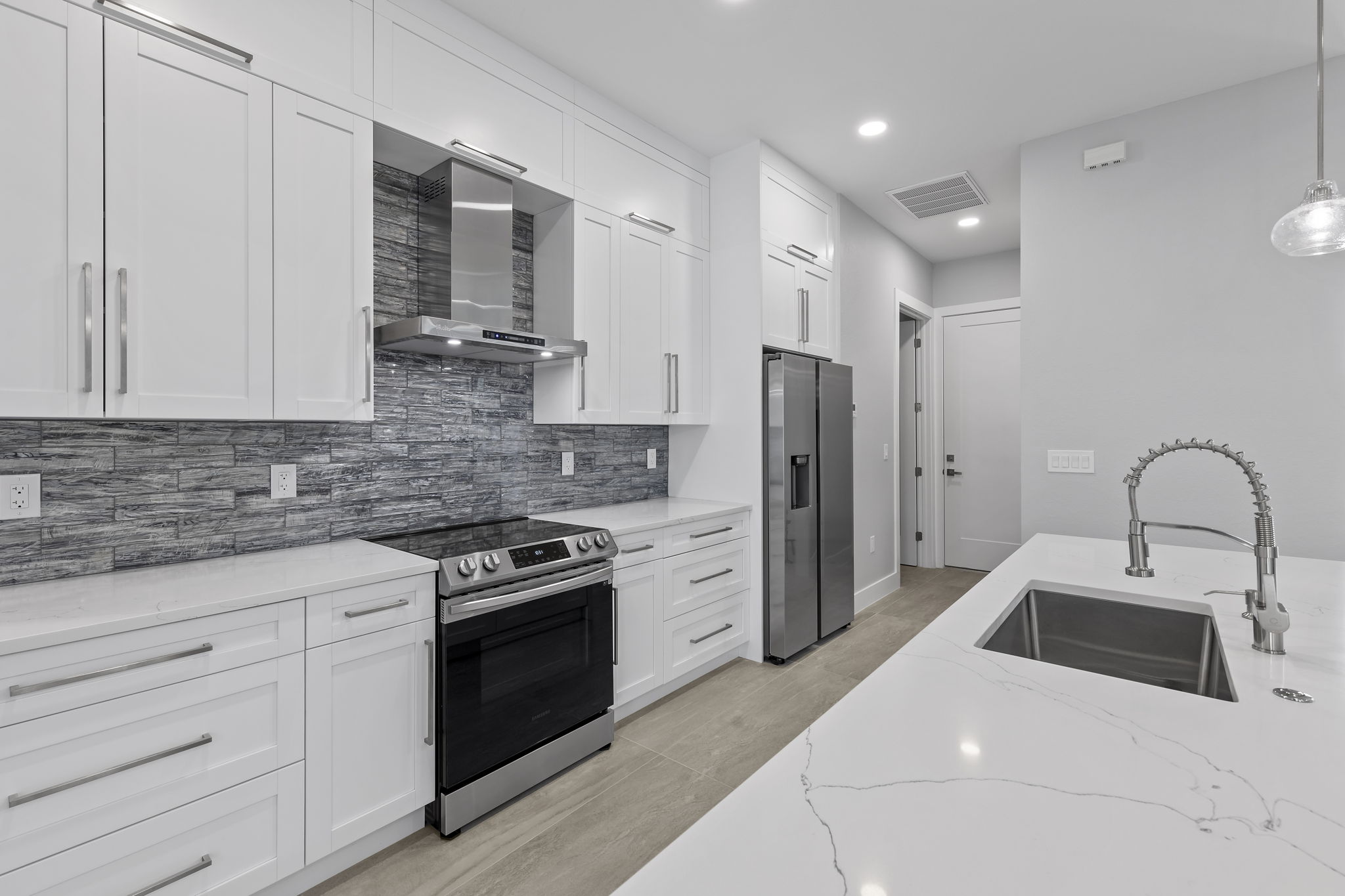 Kitchen 3