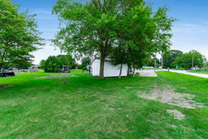  Photo 44