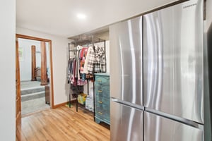 E 10th St-S2806-018.jpg