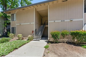  Photo 0