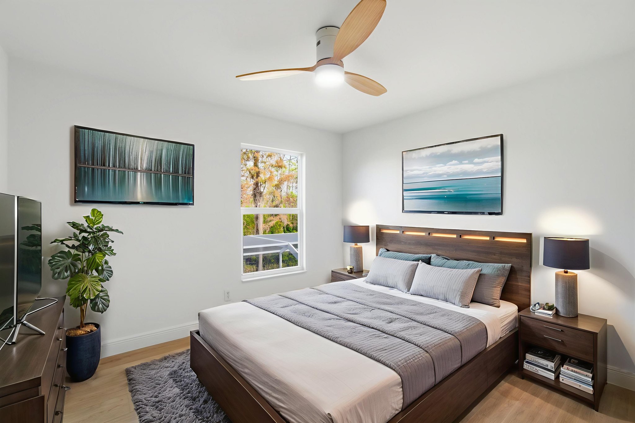 DSC09756 virtually staged.jpeg