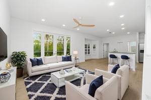 DSC09606 virtually staged.jpeg