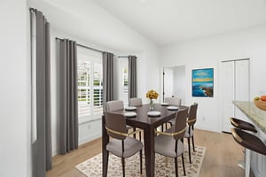 DSC09630 virtually staged.jpeg