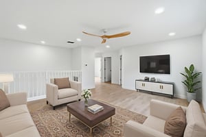 DSC09726 virtually staged.jpeg