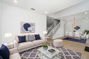 DSC09570 virtually staged.jpeg