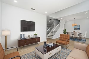 DSC09570 virtually staged.jpeg