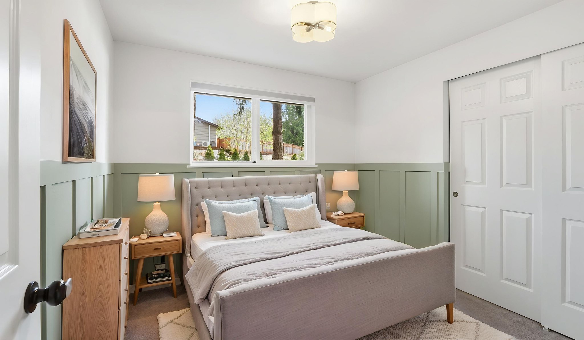 RINW024 virtually staged.jpeg