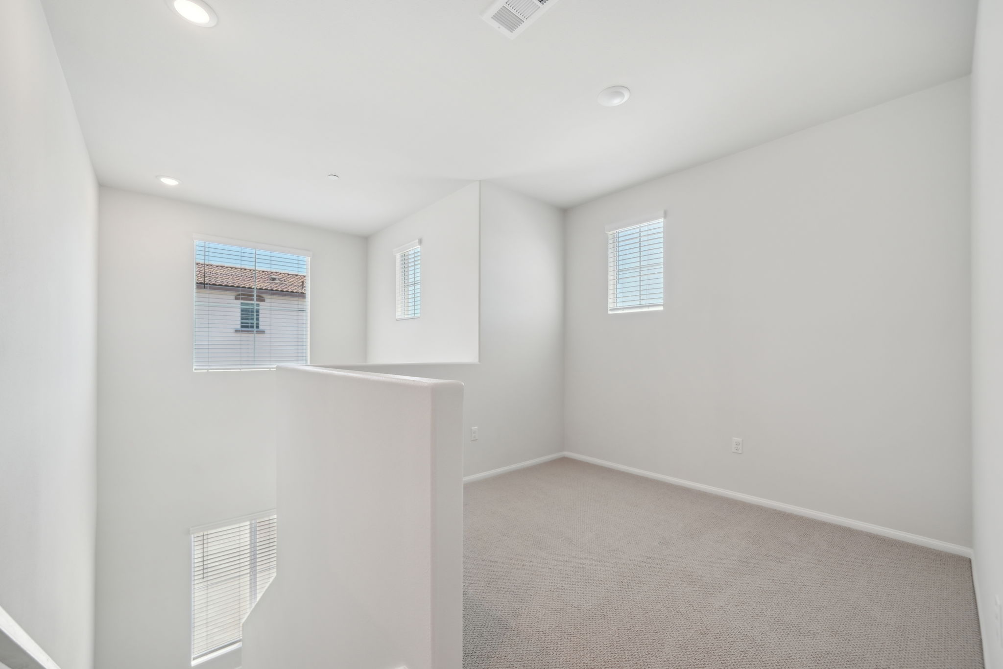 SoCal - Willow at Live Oak - 2132 Bergamot St Redlands CA 92374 - 021