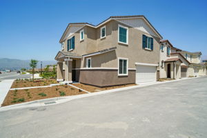 SoCal - Willow at Live Oak - 2132 Bergamot St Redlands CA 92374 - 001