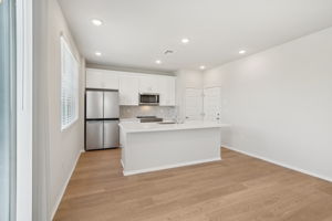 SoCal - Willow at Live Oak - 2132 Bergamot St Redlands CA 92374 - 013