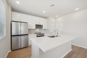 SoCal - Willow at Live Oak - 2132 Bergamot St Redlands CA 92374 - 015