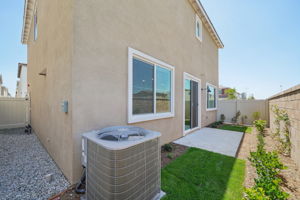SoCal - Willow at Live Oak - 2132 Bergamot St Redlands CA 92374 - 053