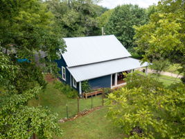  Photo 10