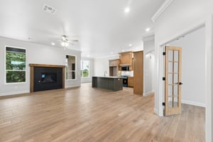 2132 Santa Monica St_008.jpg