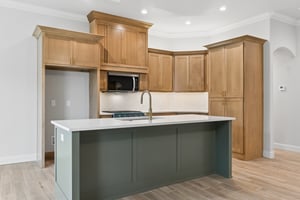 2132 Santa Monica St_012.jpg