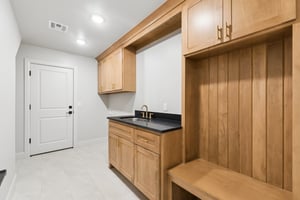 2132 Santa Monica St_048.jpg