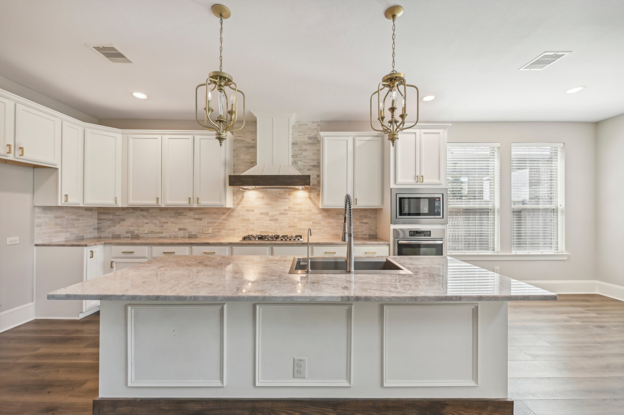 Bishops Mill Ct-011.jpg
