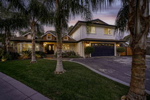  Photo 0