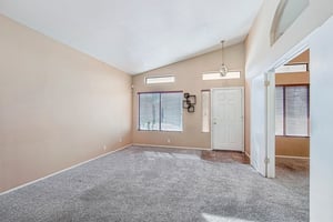 E Wahalla Ln-005.jpg