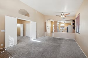 E Wahalla Ln-007.jpg