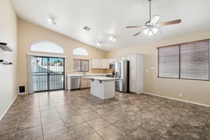 E Wahalla Ln-009.jpg