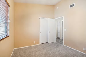 E Wahalla Ln-023.jpg