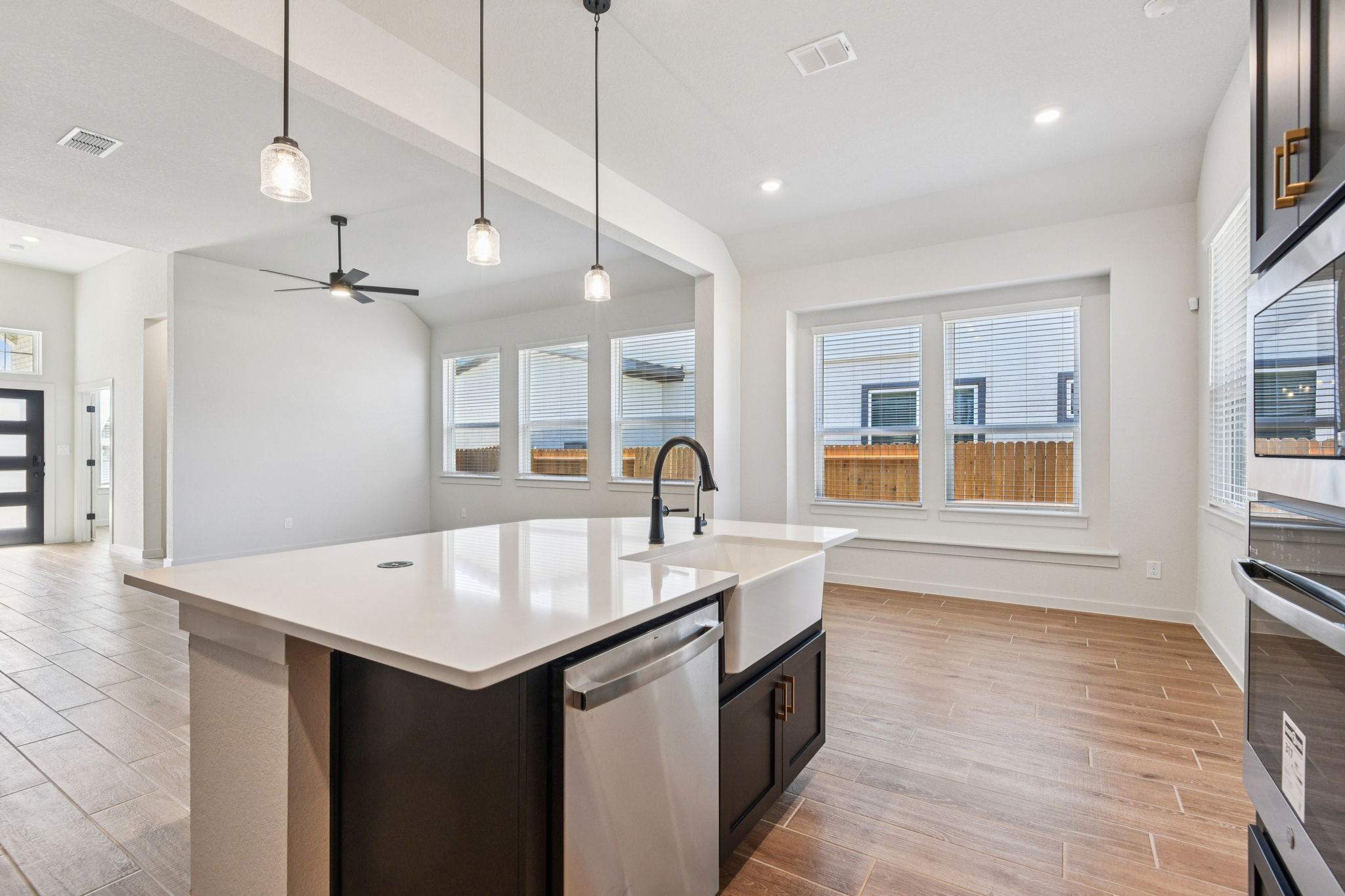 2134 Shepards St-S0502-016