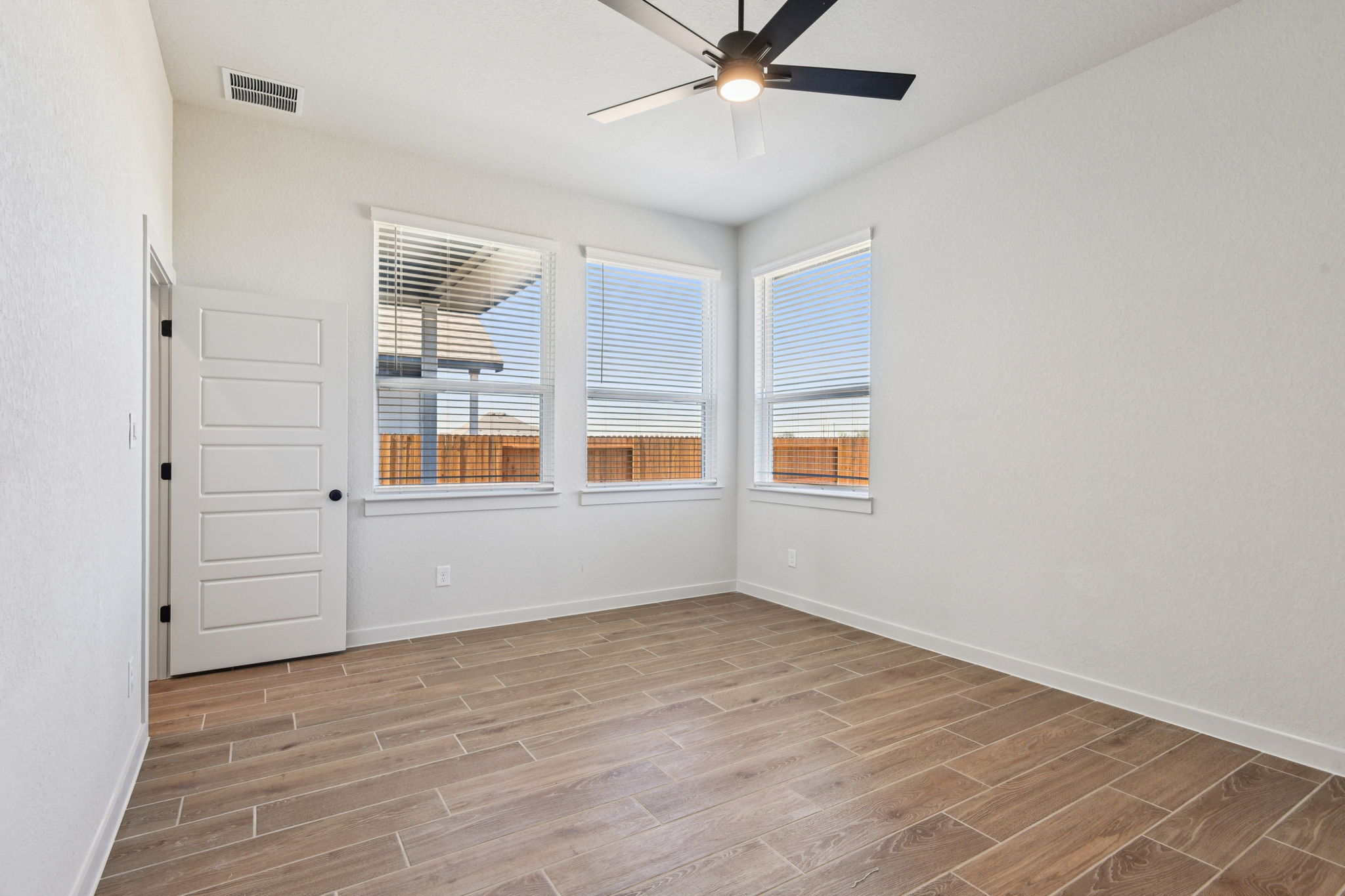 2134 Shepards St-S0502-034