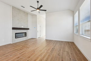 2134 Shepards St-S0502-004