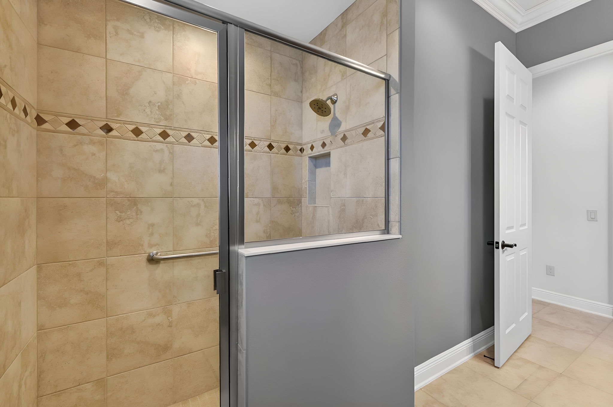 2nd Bathroom 2