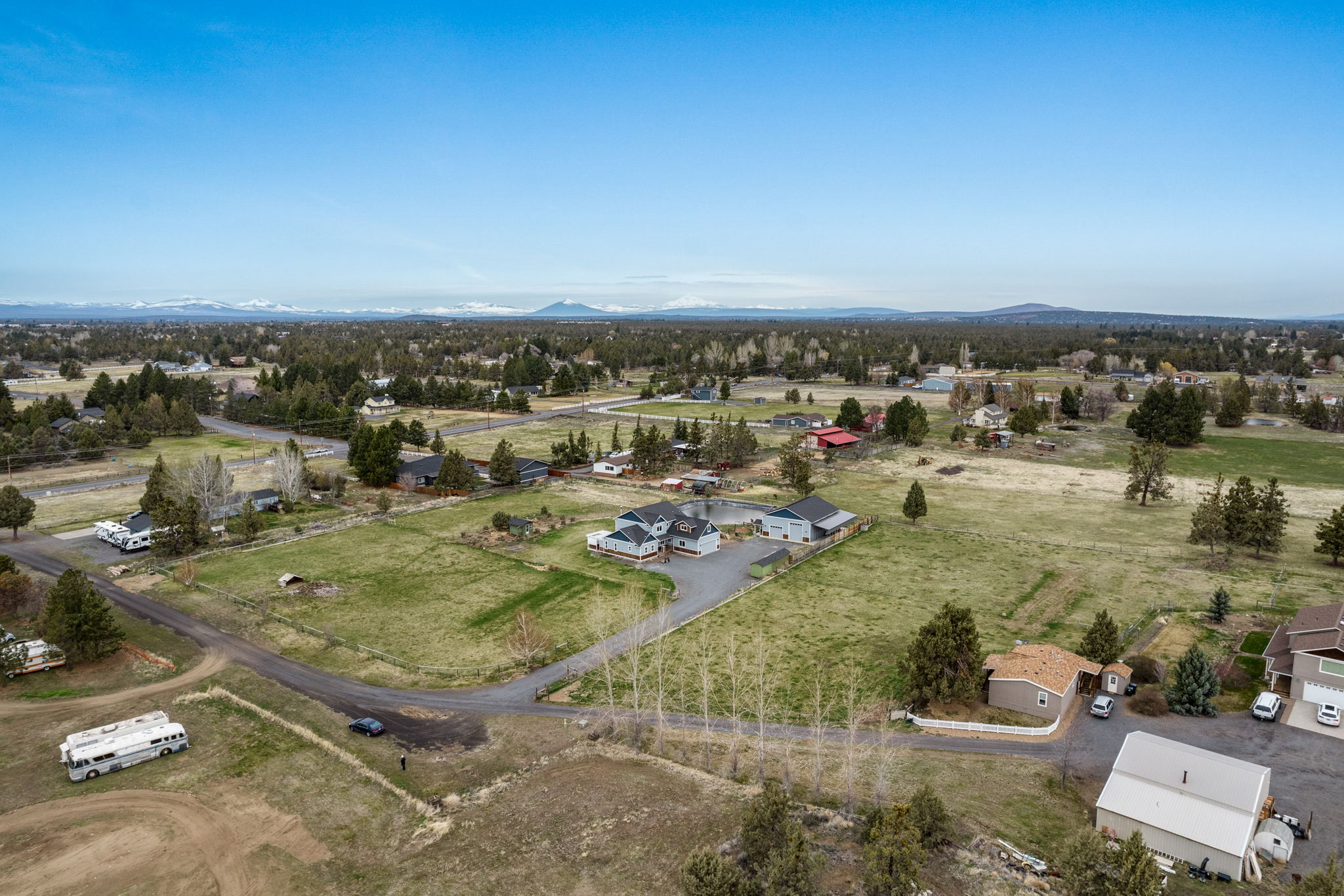 21640 Crofoot Ct, Bend, OR 97701, USA Photo 4
