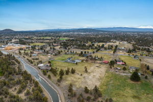 21640 Crofoot Ct, Bend, OR 97701, USA Photo 26