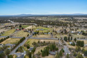 21640 Crofoot Ct, Bend, OR 97701, USA Photo 16