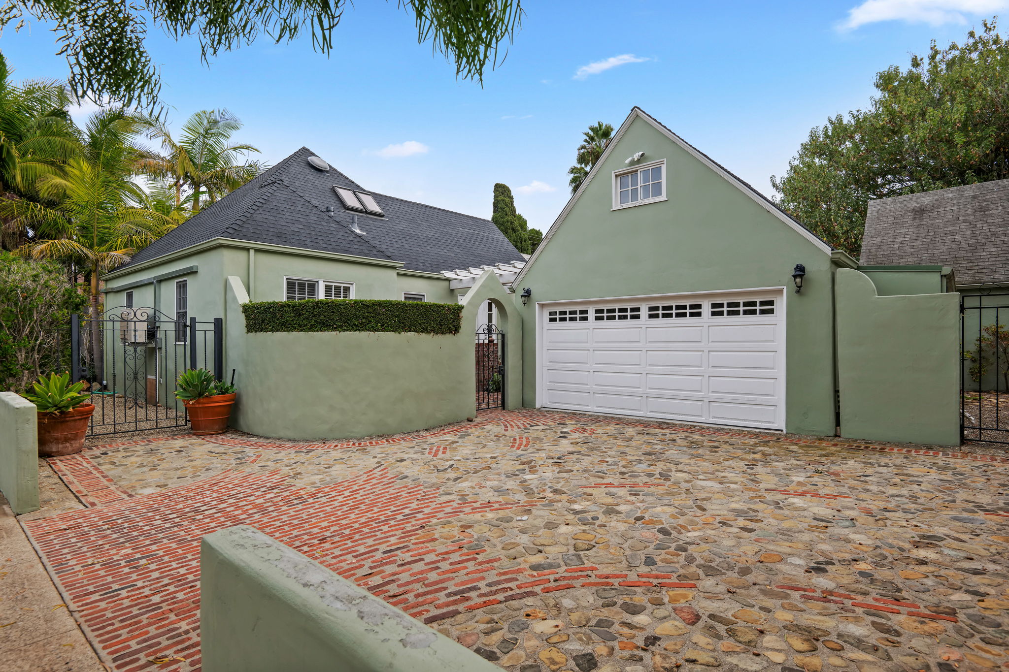 28-Driveway