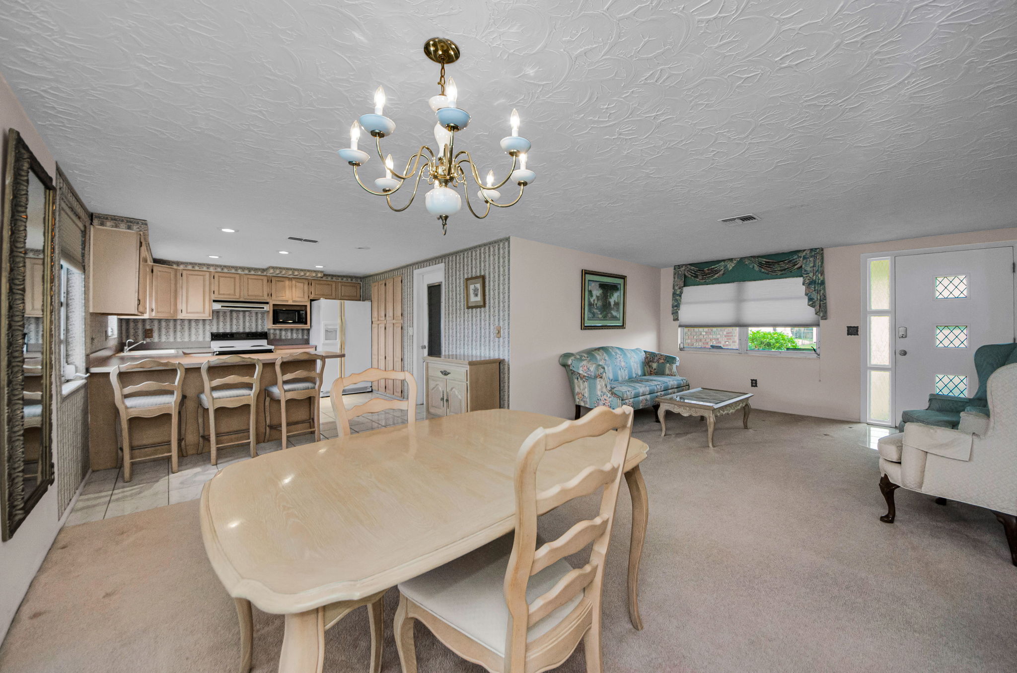 Dining Room 4