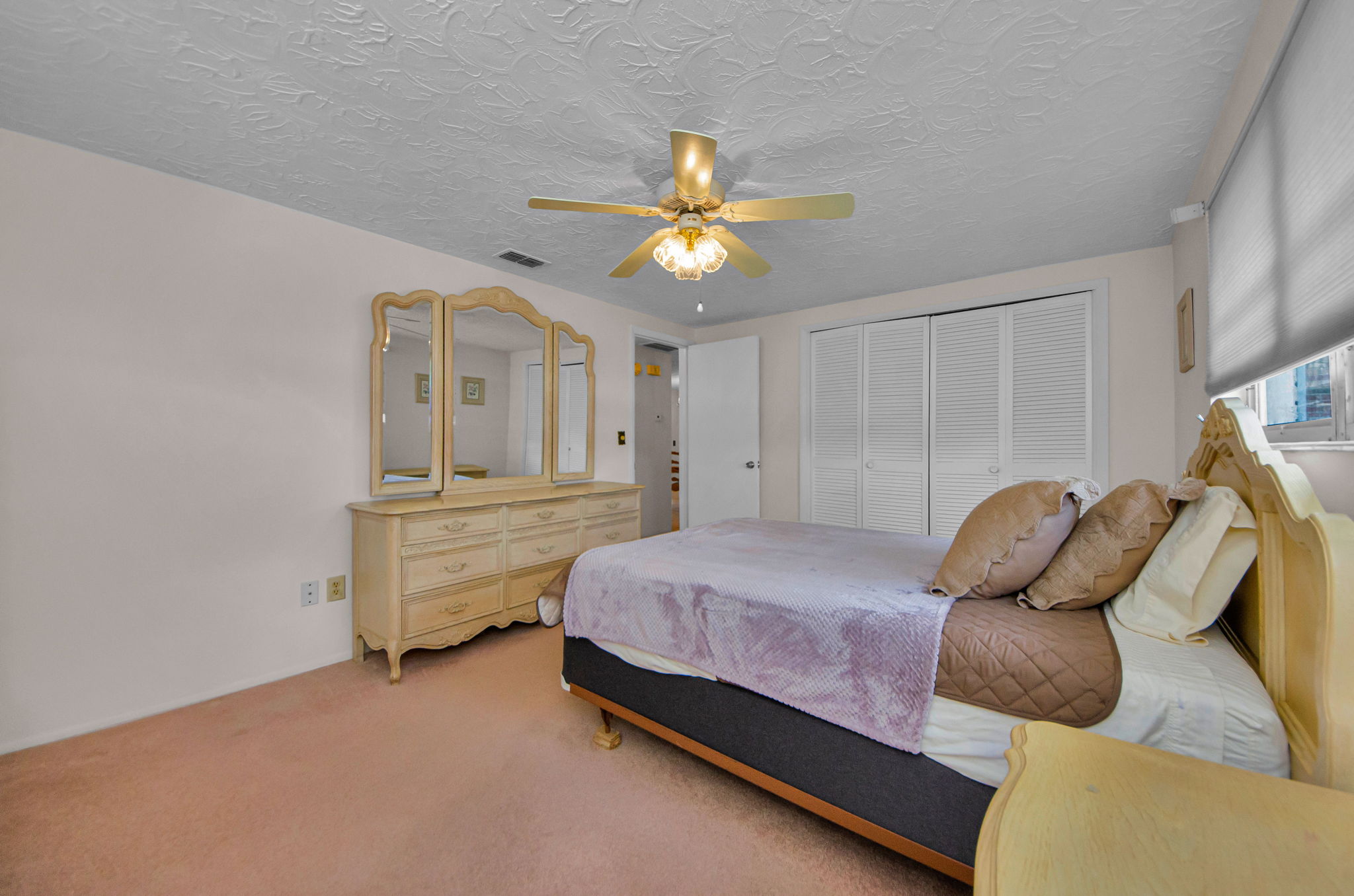Primary Bedroom 1c