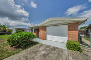 Front Exterior 4