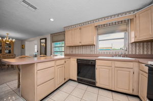 Kitchen 7