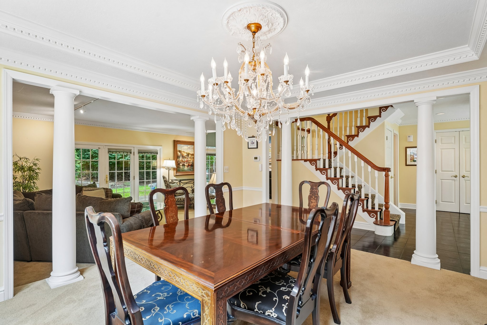 Huntington Ct-S0807-014.jpg