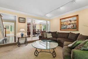 Huntington Ct-S0807-009.jpg