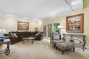 Huntington Ct-S0807-010.jpg
