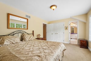 Huntington Ct-S0807-024.jpg