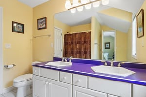 Huntington Ct-S0807-027.jpg
