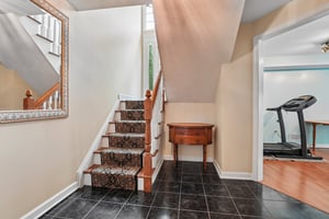 Huntington Ct-S0807-035.jpg