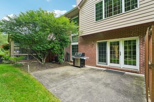 Huntington Ct-S0807-041.jpg