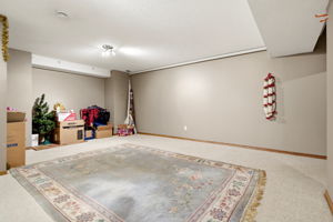  Photo 52