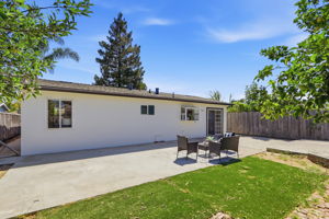 028_F8_2137 Inman Way