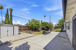 029_F8_2137 Inman Way